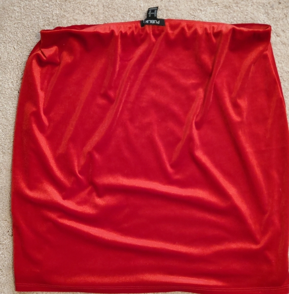 Velvet Mini Skirt - Picture 2 of 3